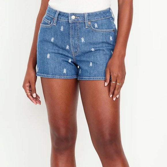 Old Navy Denim Women's Shorts - Picture 1 of 4
